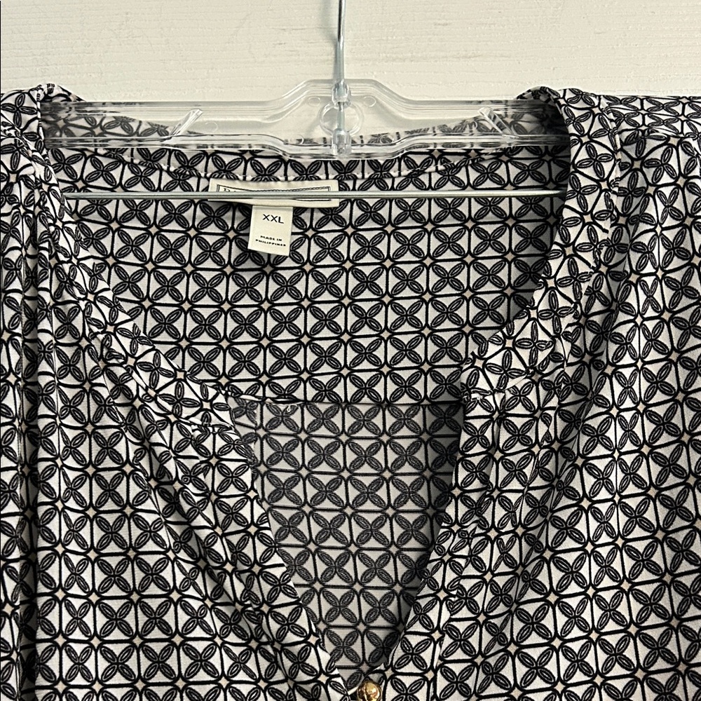 Dana Buchman Black and White Patterned Blouse - Picture 4 of 12